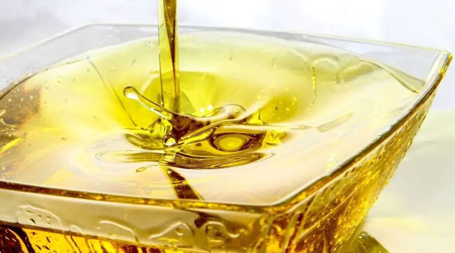 Cooking Oil Falling Down Accidentally: What It Means In Hindu Astrology?