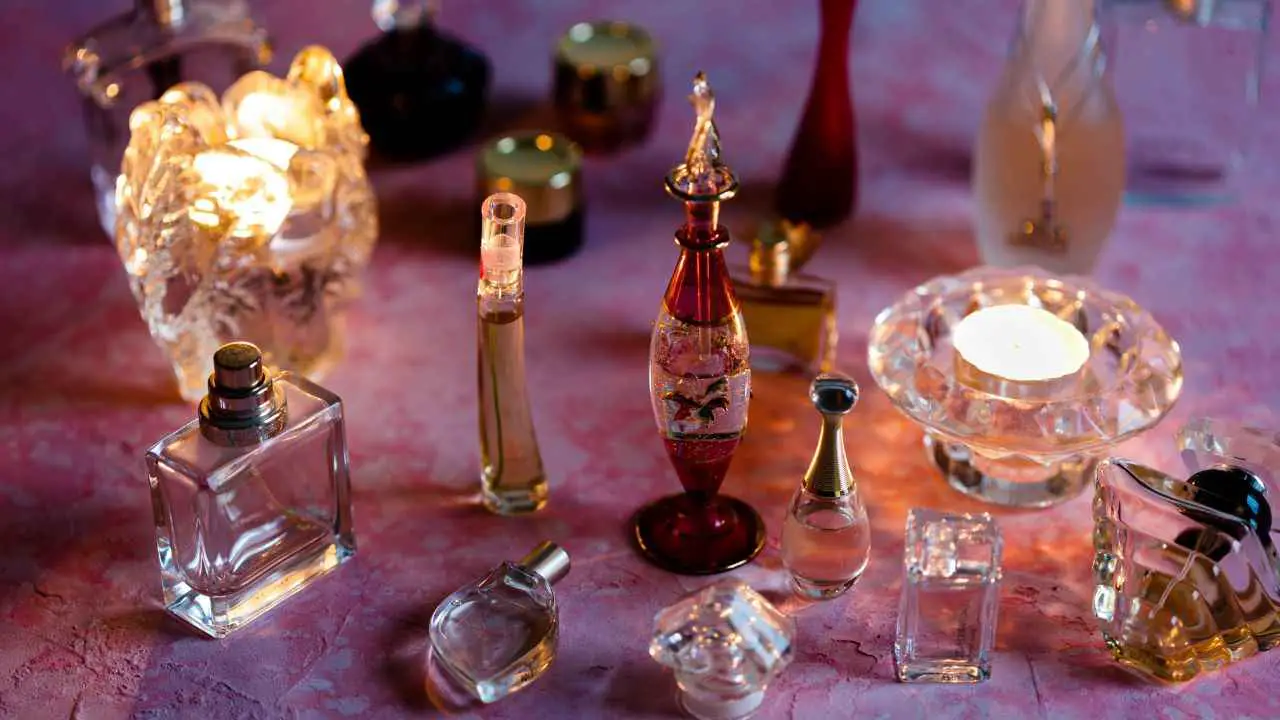 Diwali 2022: Choose the Correct Fragrance to Gift as Per Zodiac Sign - eAstroHelp