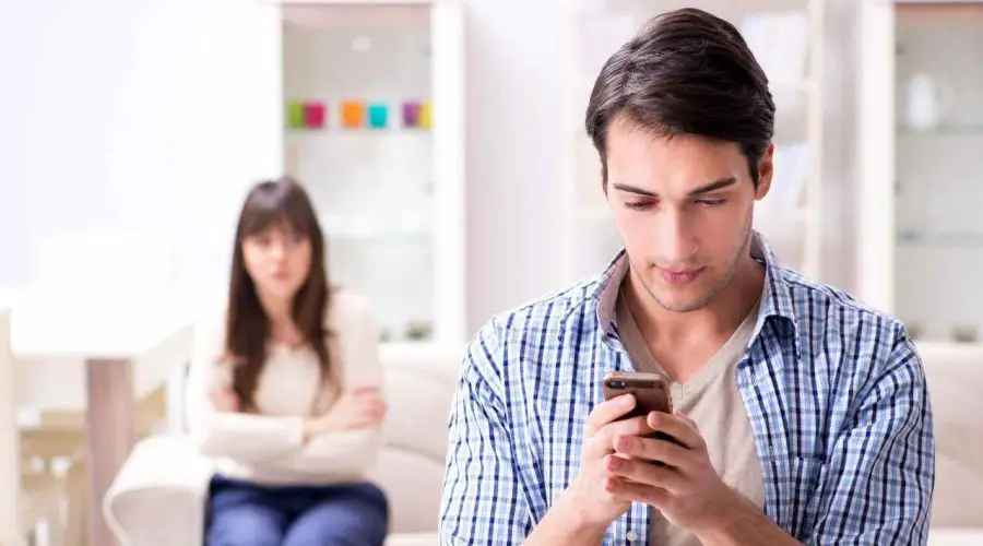 9 Signs a Capricorn man is playing you – [BONUS] Tips on what to do with a Capricorn Man Player