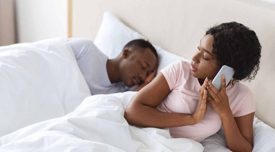 5 Signs A Cancer Woman Is Playing You- [Bonus] Is it possible to win her over?