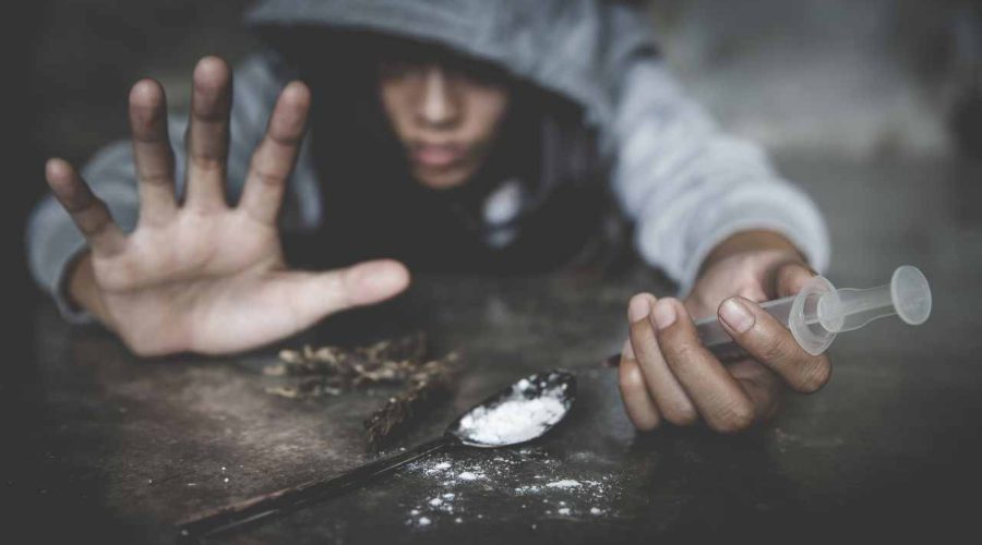 Getting Dreams About Drugs – Know these 5 Possible REASONS