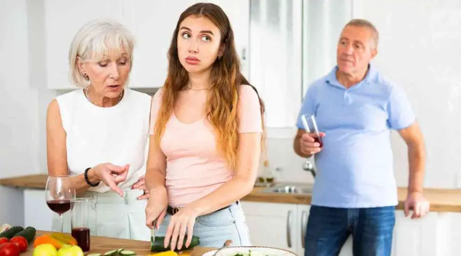 4 Most Common REASONS Why Many Daughters-in-laws Move out of Their In-law’s Homes?