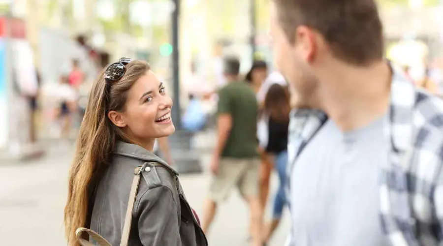Use These Flirty Hints to Get Your Crush’s Attention